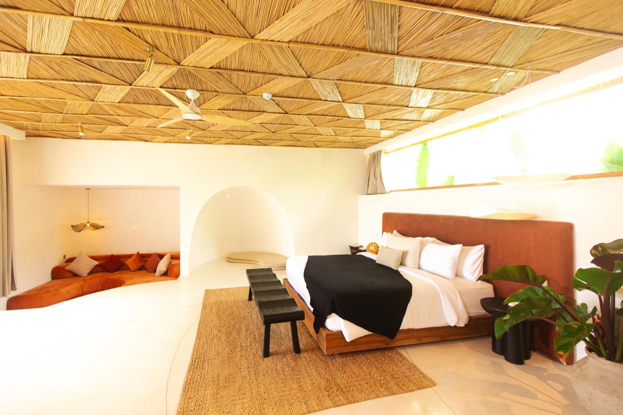 Oshom Bali At Nuanu Creative City タナロット 部屋 写真